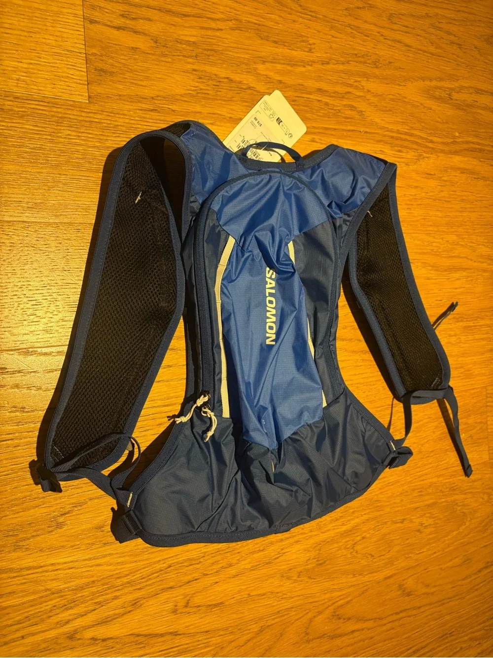 Salomon Cross 8 Trail Running Hydration Backpack Blue NWT